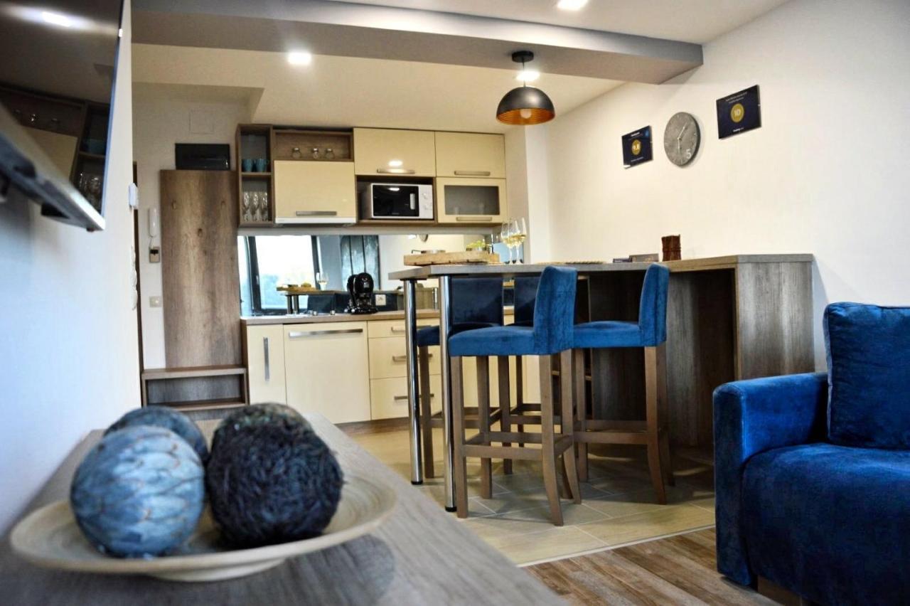 Portofino Apartman Шарвар Экстерьер фото